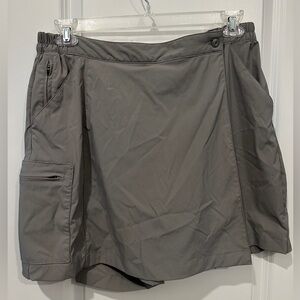 Women’s L.L. Bean Water Repellent Trail Skort